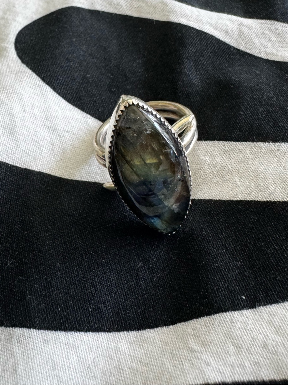 Audacious Being Vim Ring | Silver Marquise Labradorite Ring